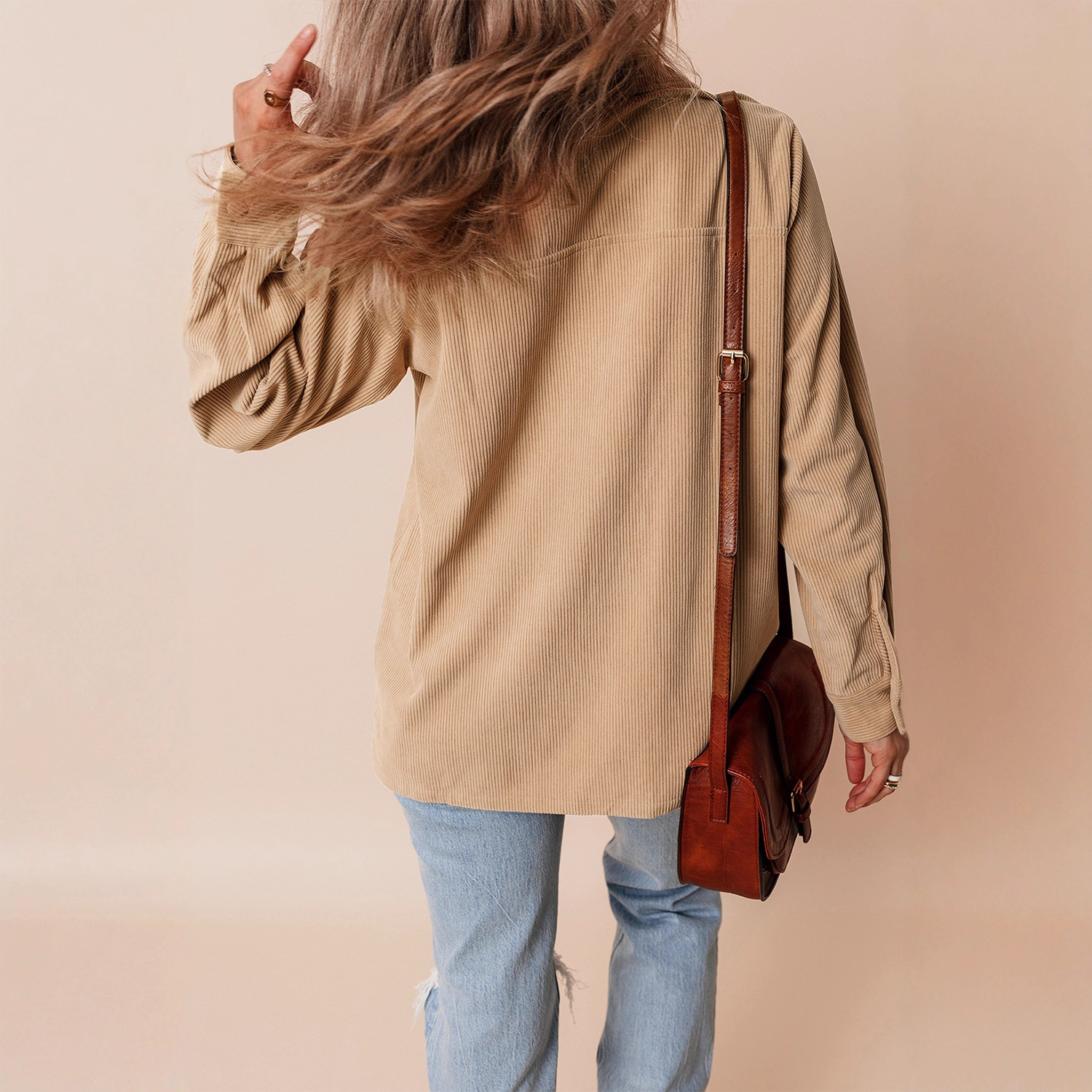 Womens Long-sleeve Relaxed-fit Textured Coat With A Lapel Collar - Image 3