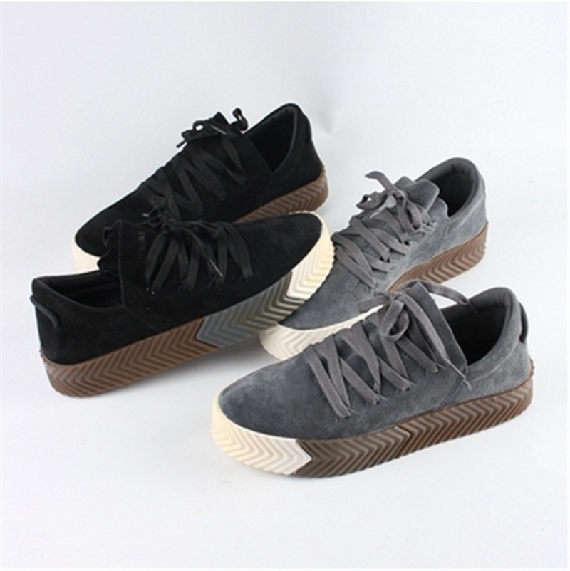 Spring and Autumn Men's Casual Sneakers - Image 3