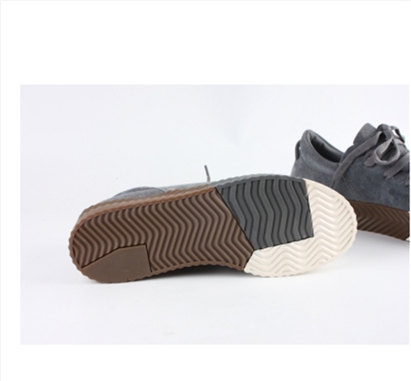 Spring and Autumn Men's Casual Sneakers - Image 2