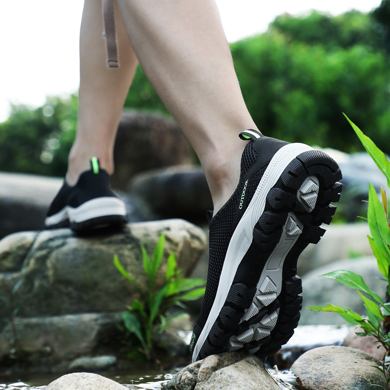 Men's Casual Tennis Shoes And Sports Shoes - Image 5