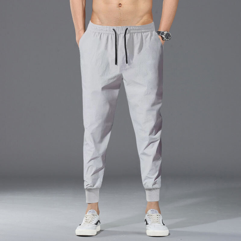 Men's Fashion Casual Solid Color Four-way Stretch Leggings - Image 3
