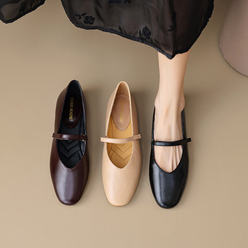 Women's Fashionable Unique Mary Jane Shoes - Image 2