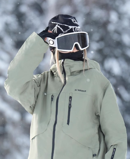 Mens And Womens Winter Outdoor Snow Jackets - Image 4