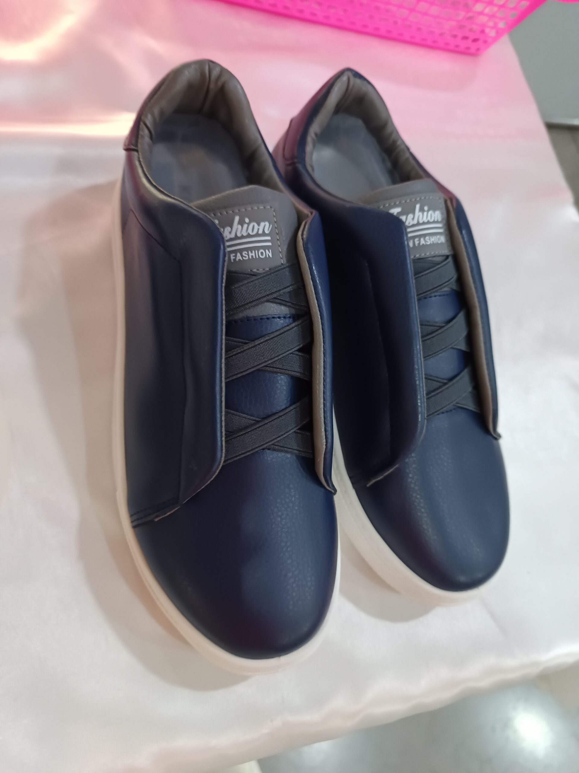 Men's Fashion Solid Color Comfortable And Non-slip Sneaker - Image 6