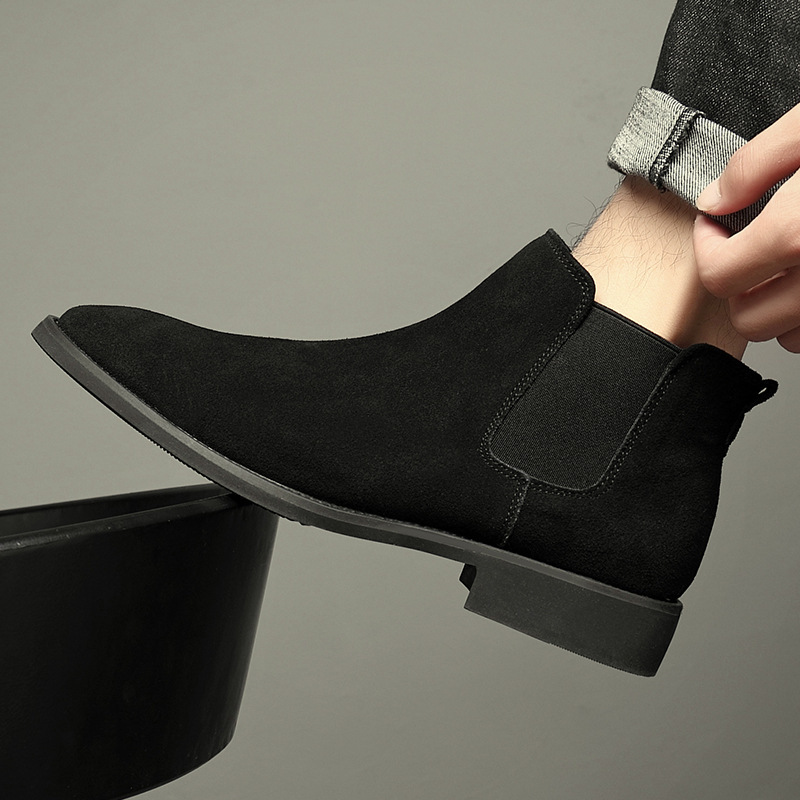 Breathable Autumn And Winter British Style Pointed Suede Short Martin Boots For Men - Image 4
