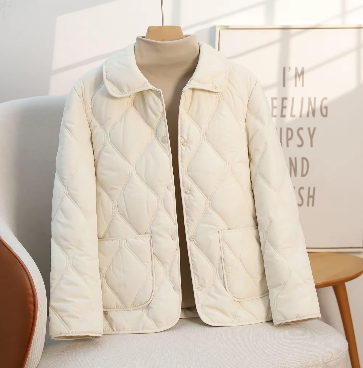Versatile Relaxed-fit Casual Short Coat Cotton-padded Jacket With A Lapel - Image 4